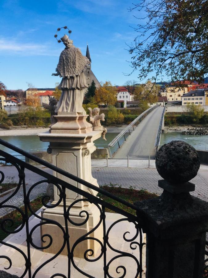 Ferienwohnung An Der Romantischen Salzachschleife Naehe Salzburg 劳芬 外观 照片