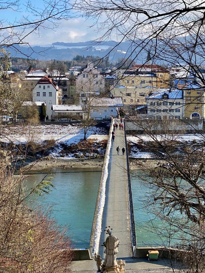 Ferienwohnung An Der Romantischen Salzachschleife Naehe Salzburg 劳芬 外观 照片